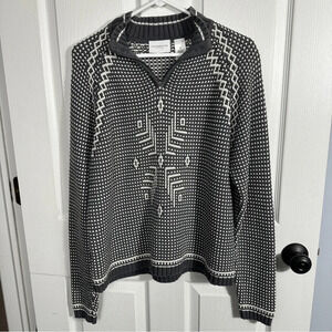 Liz Claiborne size M cotton blend sweater, gray/white. Great condition.